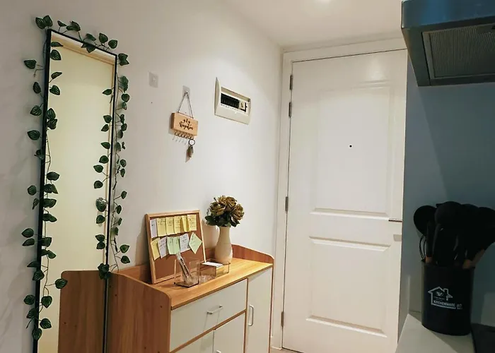 Bed & Breakfast A & A Staycation @ Azure *